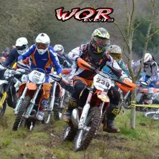 Enduro Dirt Bikes Racing Together Lots