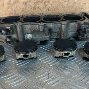 Kawasaki ZX600 Engine Cylinder Barrel With Pistons Used F2 1996 Ninja ZX6R